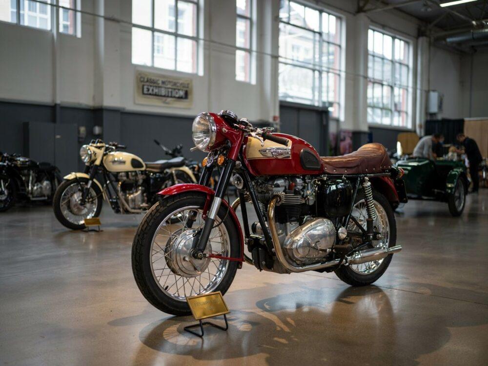 detale vintage motoru