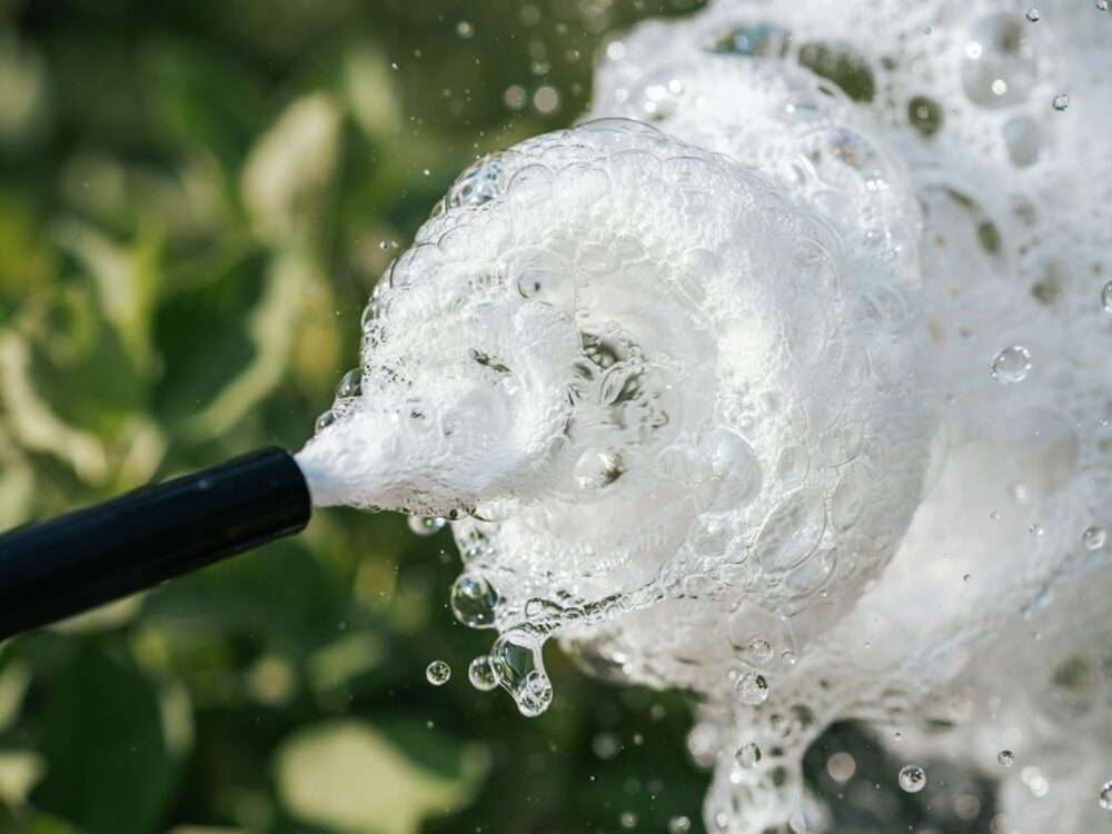 piana aktywna w sprayu